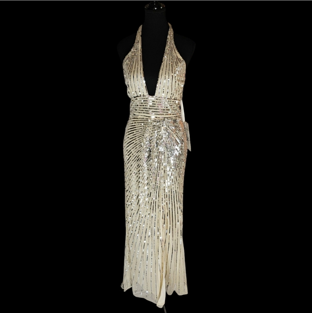 NWT MAC DUGGAL ELEGANT SEQUIN GOWN SIZE O. STUNNING